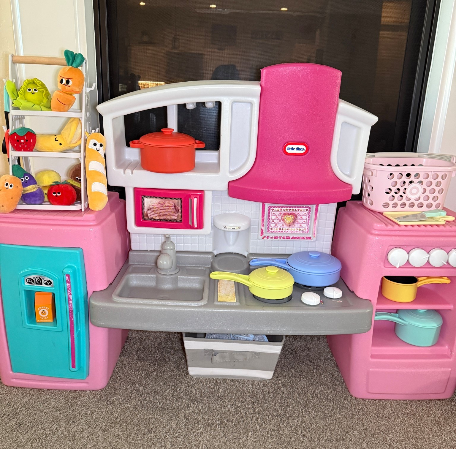 Play kitchen restock ☺️✨🥕🍓🍌🍅🥬

#LTKKids #LTKBaby #LTKFamily