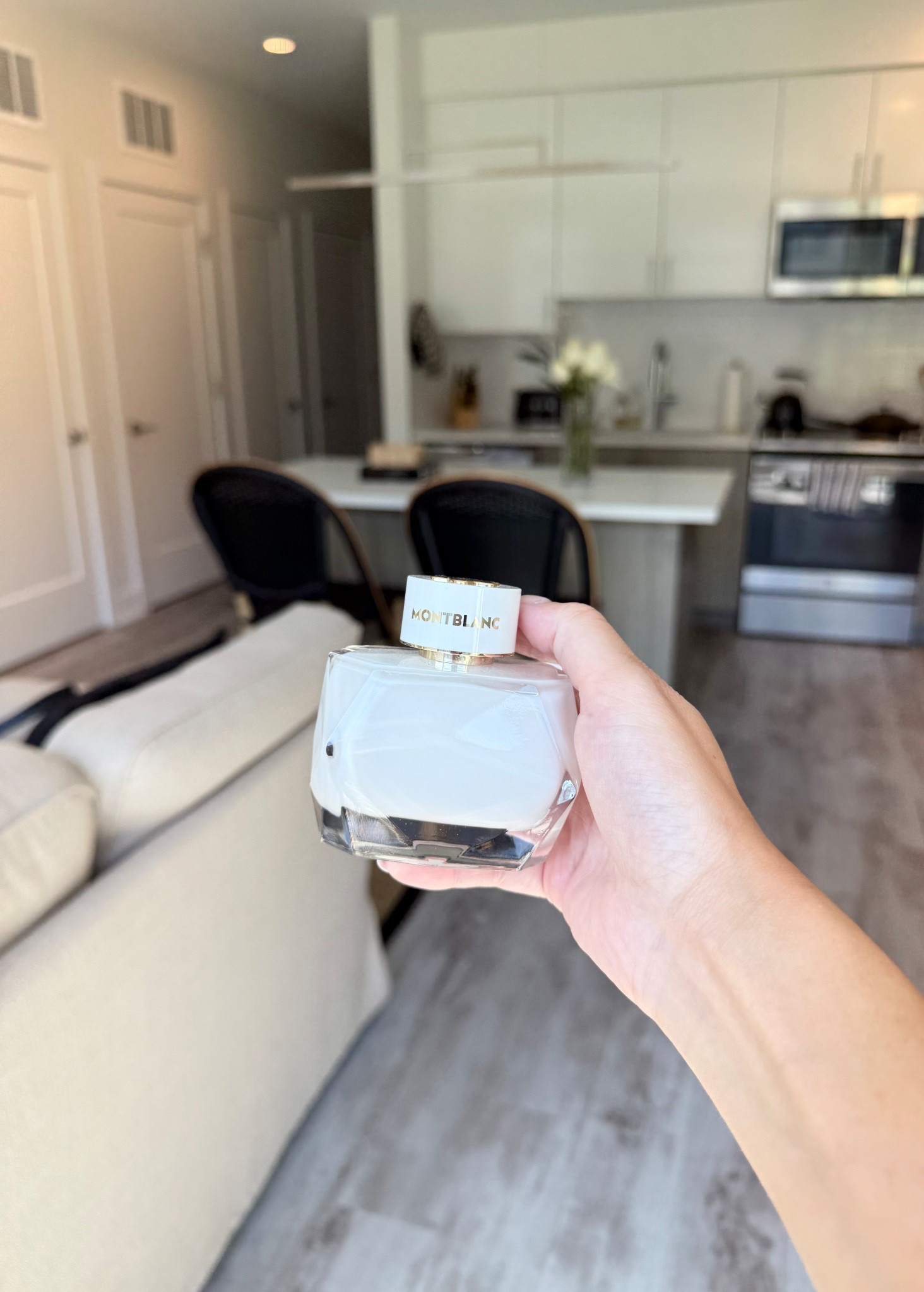 My all time favorite perfume✨