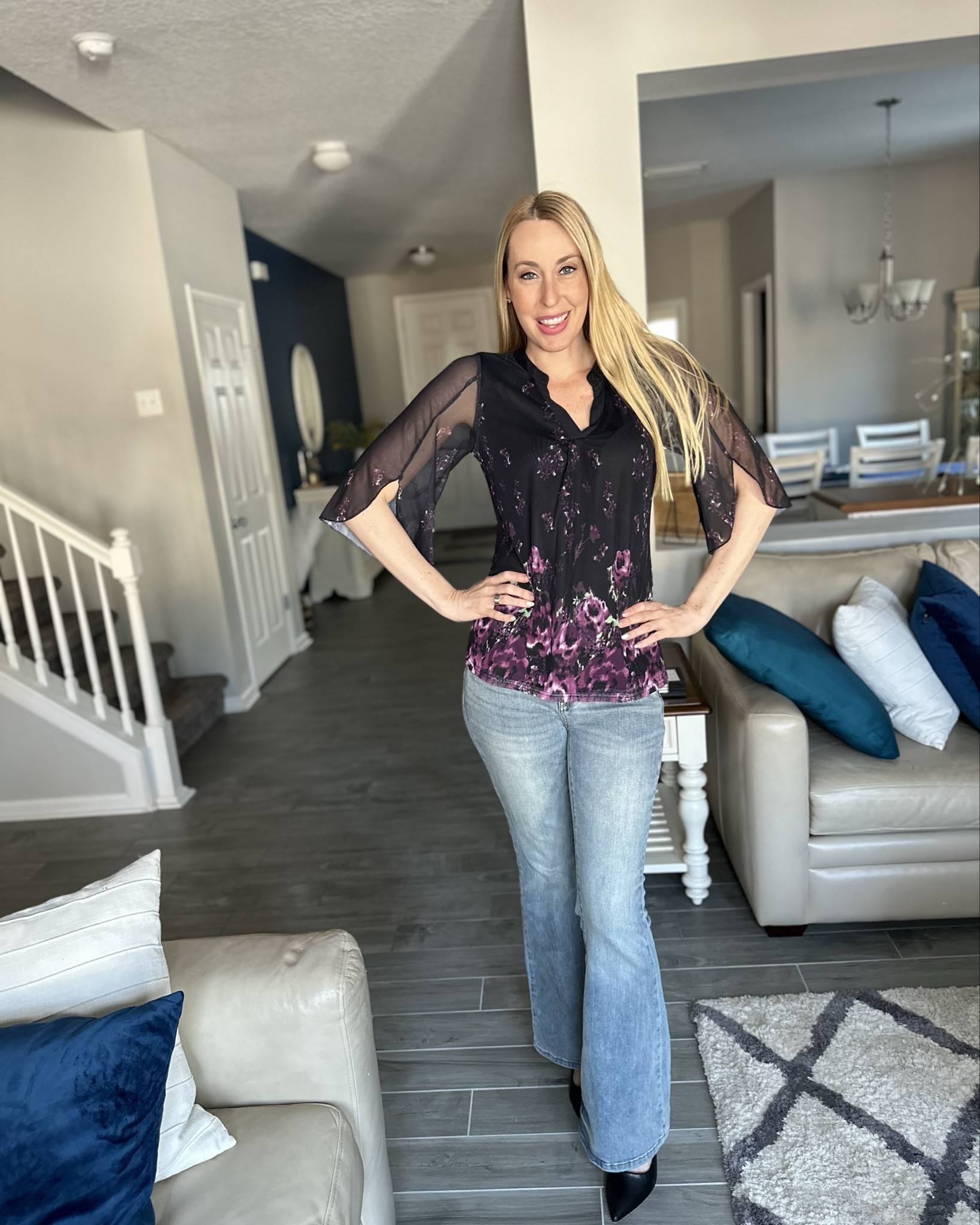 Beauty spring mesh top with fun floral
🖤 this shirt is so cute and perfect for spring, and I love the feminine touch with the mesh overlay
🖤 wearing size small, fits true to size and I am 5’10”


#LTKFindsUnder100 #LTKFindsUnder50 #LTKStyleTip