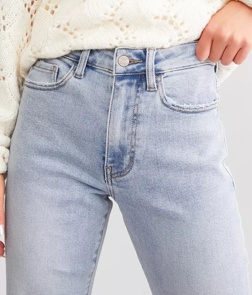 The Relaxed Straight Jean | Buckle