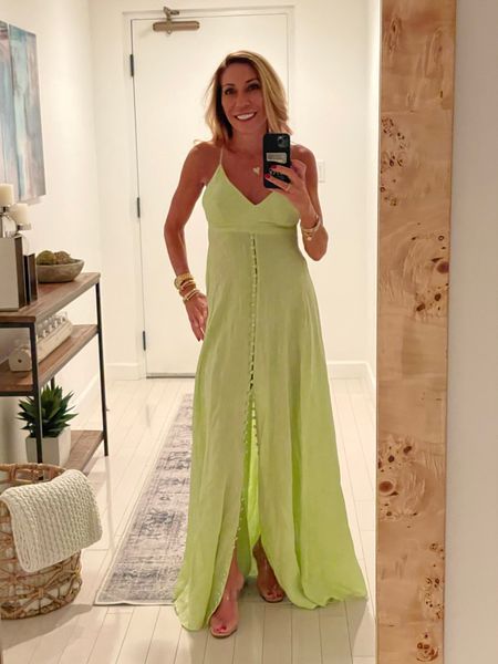 Reflecting back to a recent post, summer dressing is just easier! 🌴🤷‍♀️

Scanlan Theodore Italian Linen Shoestring Dress in lime – now on sale. I always love button detail and the color is fabulous! 💚

#glamdress #linendress #linenmaxidress #scanlantheodore #highlowfashion #buttondetail #stylemyway #resortwear #oufitideas #minimalfashion #minimalstyle #fashionover50 #styleover50 #whatiwore #over50fashionblogger #over50fashion #fitover50 #stylegoals #fitcheck #midlifeinstyle #lookoftheday #mystylediary #midistyle #mystyletoday #styleideas #styleideasdaily #midlifestyle #over50style #over50styleblogger #styleinspiration @scanlantheodore

#LTKstyletip #LTKwedding #LTKSeasonal