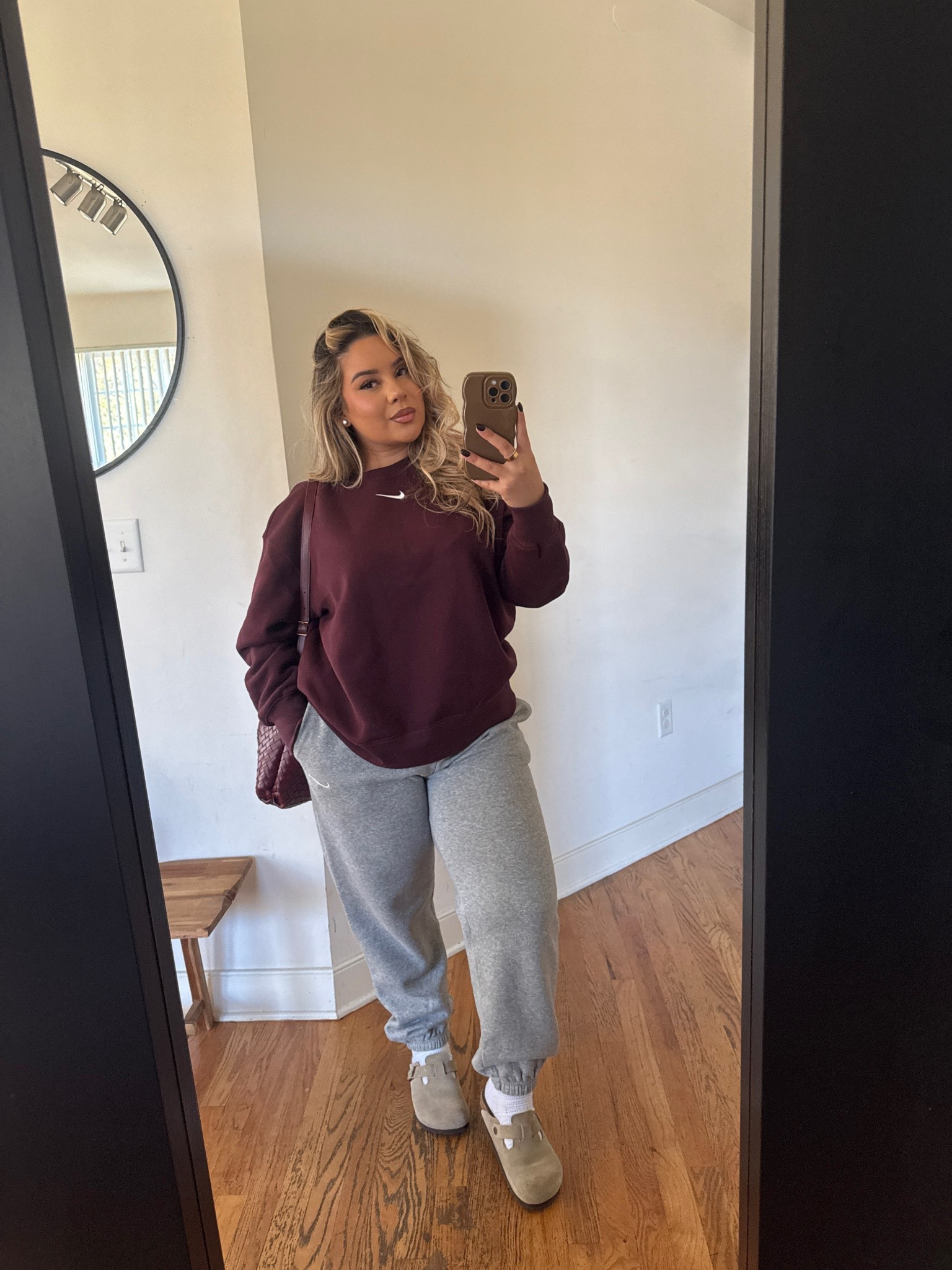 Sunday OOTD - nails & running errands🩶

Sweater: M 
Sweats: M 


#LTKStyleTip #LTKMidsize #LTKSeasonal