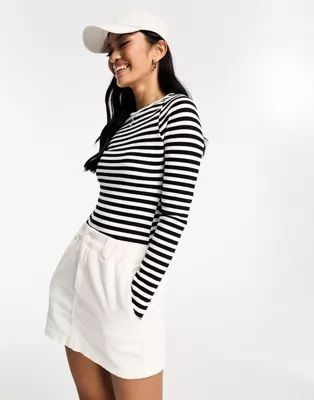 New Look long sleeve stripe body in black and white | ASOS (Global)