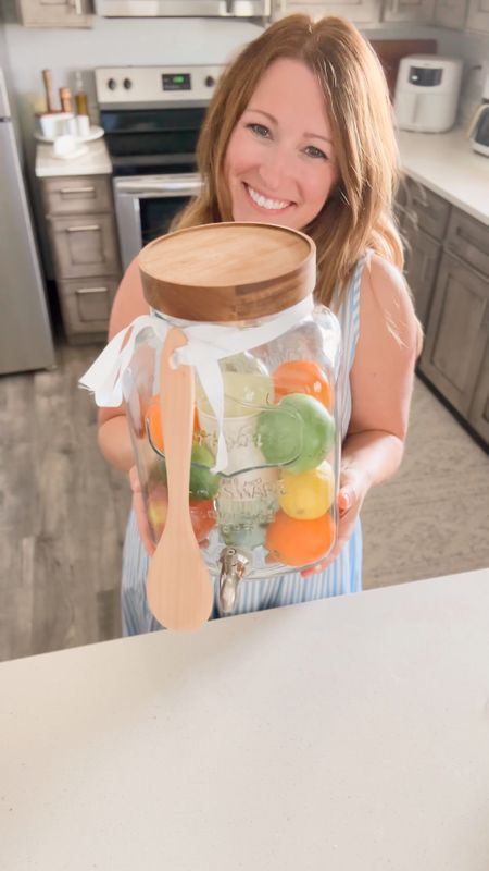 SANGRIA GIFT 🍊🍏🍋
It was a gift idea I made back in 2015 and still today, it’s the most popular gift idea on Fantabulosity.com!
See how to make it ⤵️

DIY SANGRIA GIFT IDEA:

- Drink dispenser (link to buy included)
- Fruit
- Bottle of wine (make sure to measure the inside of your dispenser to make sure you don’t get a wine bottle too tall.)
- Ribbon
- Wooden spoon
(More ideas on the blog) 



#LTKGiftGuide