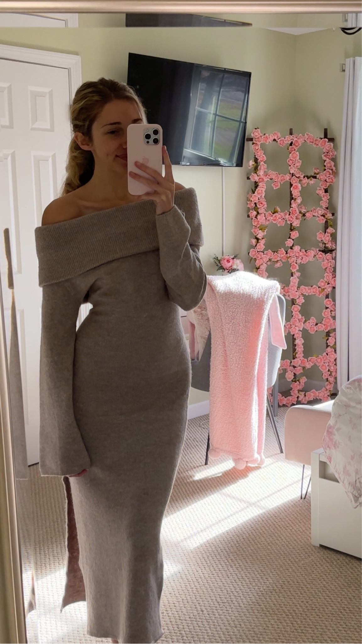 Cozy maxi sweater dress off the shoulder 🤎 perfect for fall / thanksgiving

#LTKHoliday #LTKSeasonal #LTKfindsunder50