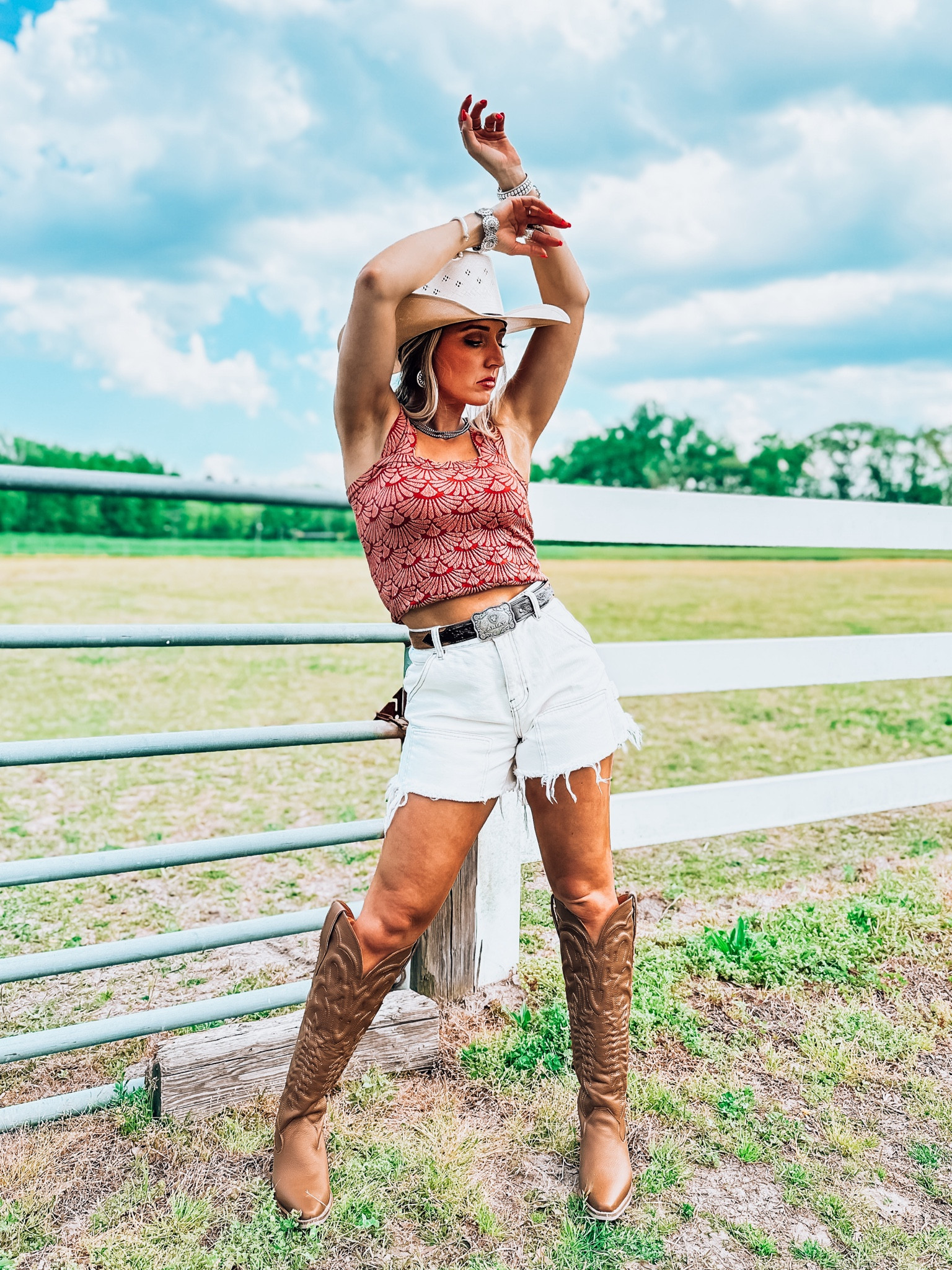 Country concert outfit inspo!! 

#LTKFestival #LTKshoecrush #LTKstyletip