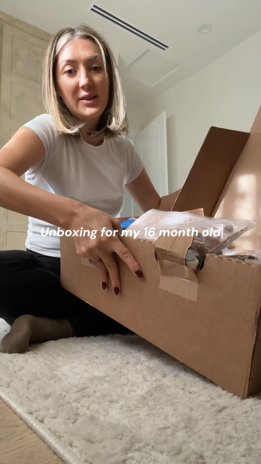 Shopping haul for my 16 month old daughter! Mostly everything is on sale! 

Baby girl outfits 
Baby girl shoes 
Baby sambas 
Toddler outfits 



#LTKKids #LTKHoliday #LTKBaby