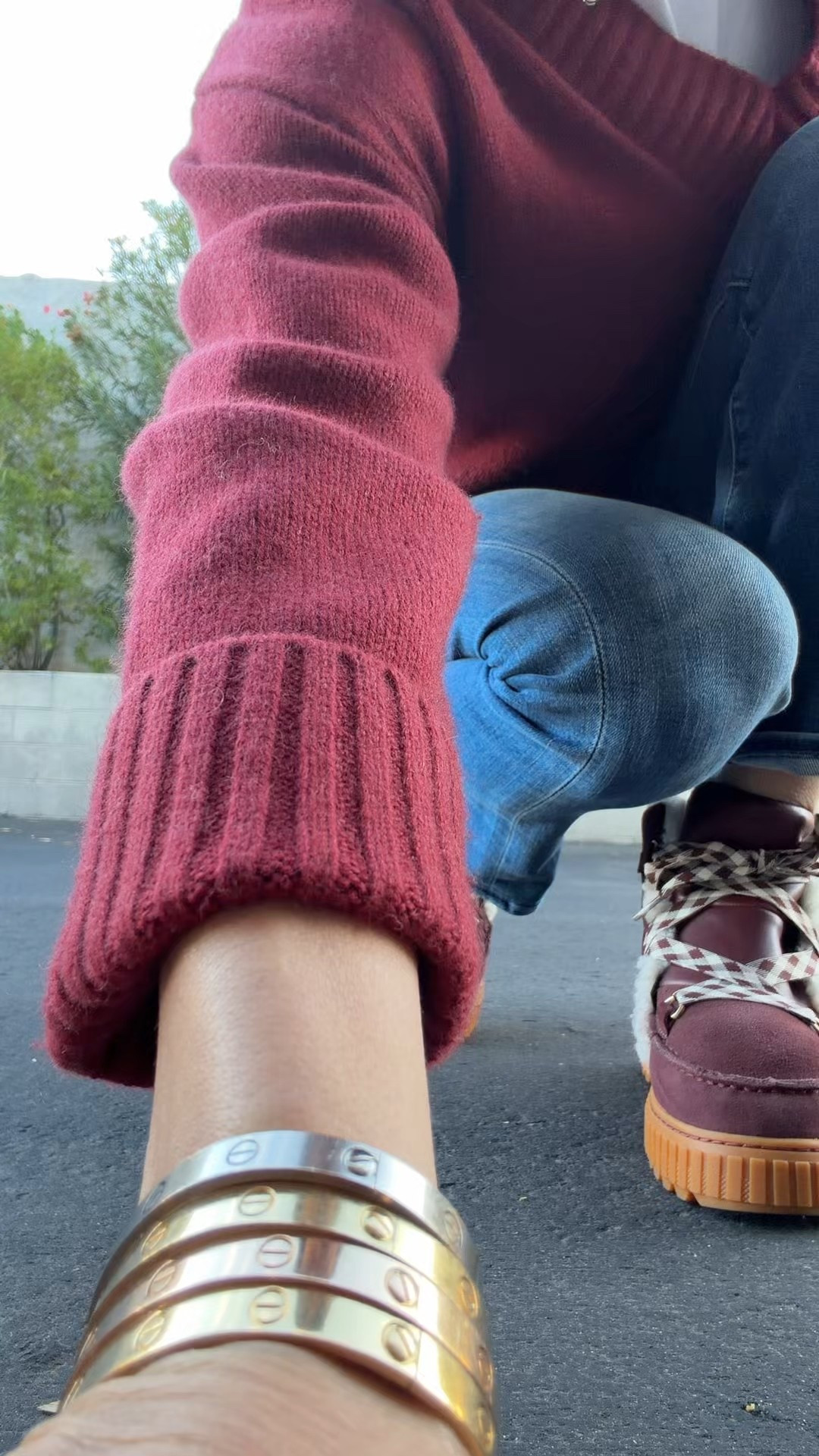 Ruffle socks 🤝 gingham laces 