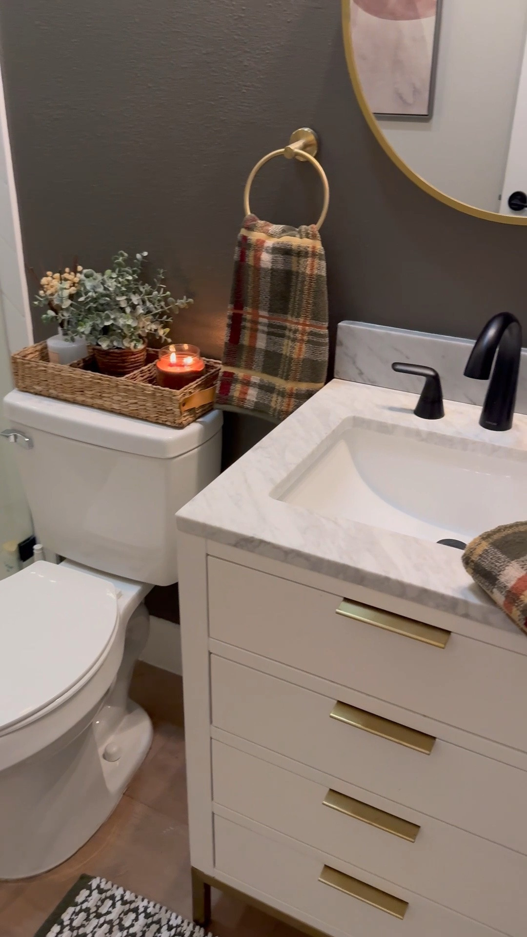 Fall vibes in the bathroom!  Plaid towel, guest bathroom decor, bathmat, fall home decor

#LTKHome #LTKdayinmylife #LTKSeasonal