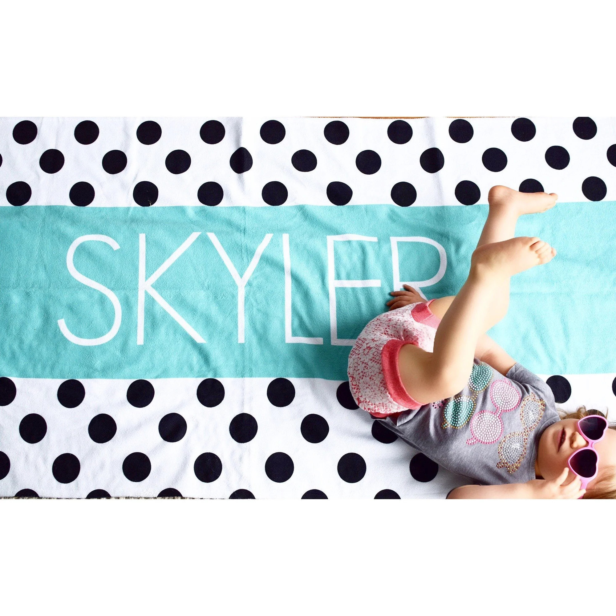 PERSONALIZED POLKA DOT STRIPE PREMIUM BEACH TOWEL | Highway 3