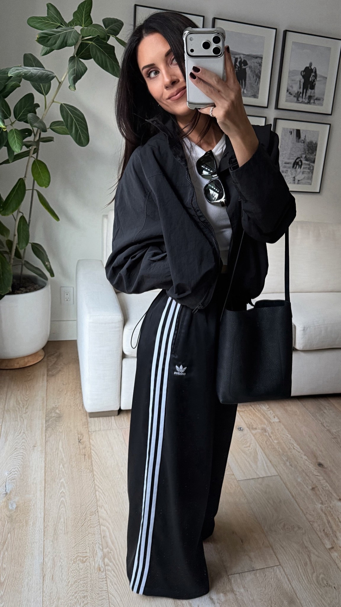 Mom mode an absolutely on board with this track pant Come back.🙌🏼

#LTKmomlife #LTKootd