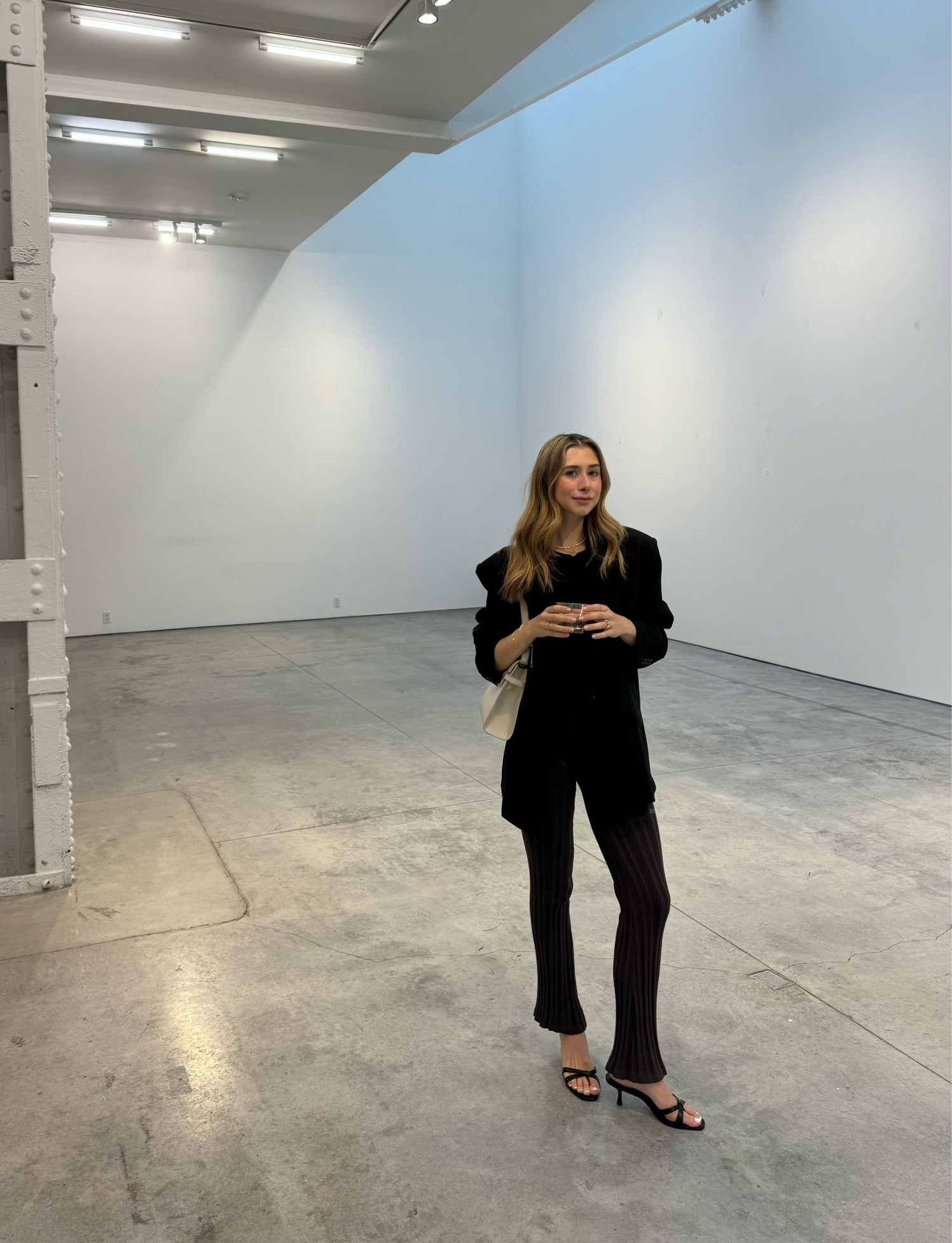 The best blazer. And you won’t believe the price!!

#LTKStyleTip #LTKWorkwear