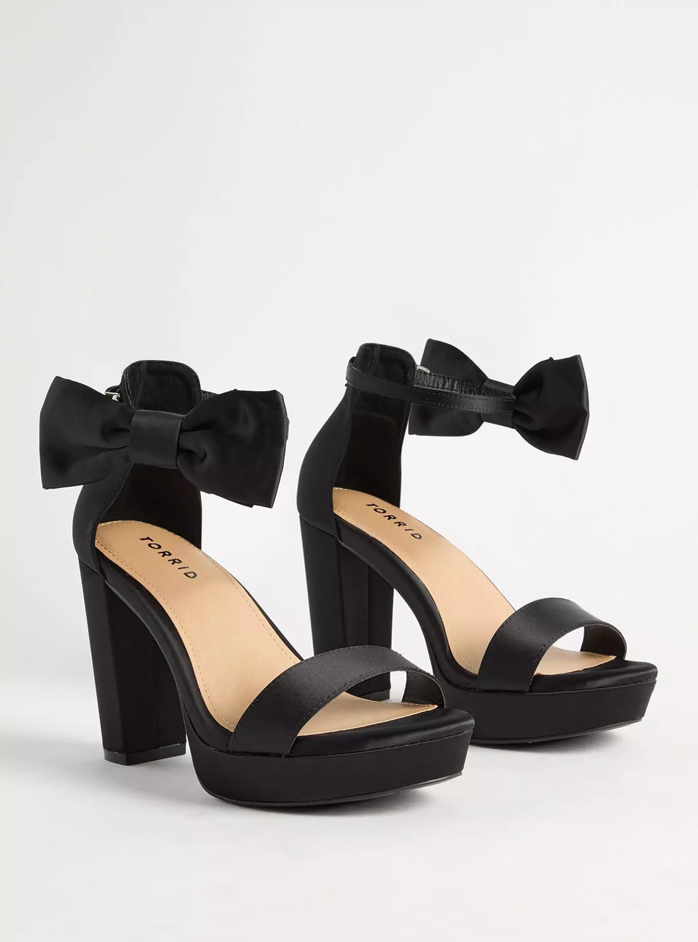 Bow Platform Tapered Heel (WW) | Torrid (US & Canada)