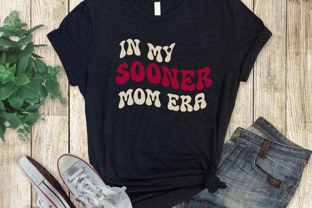 Gameday Mom Shirt, In My Era Mom Tee, Gameday Fan Gift, Gift College Mom, University Mom Tshirt, ... | Etsy (US)