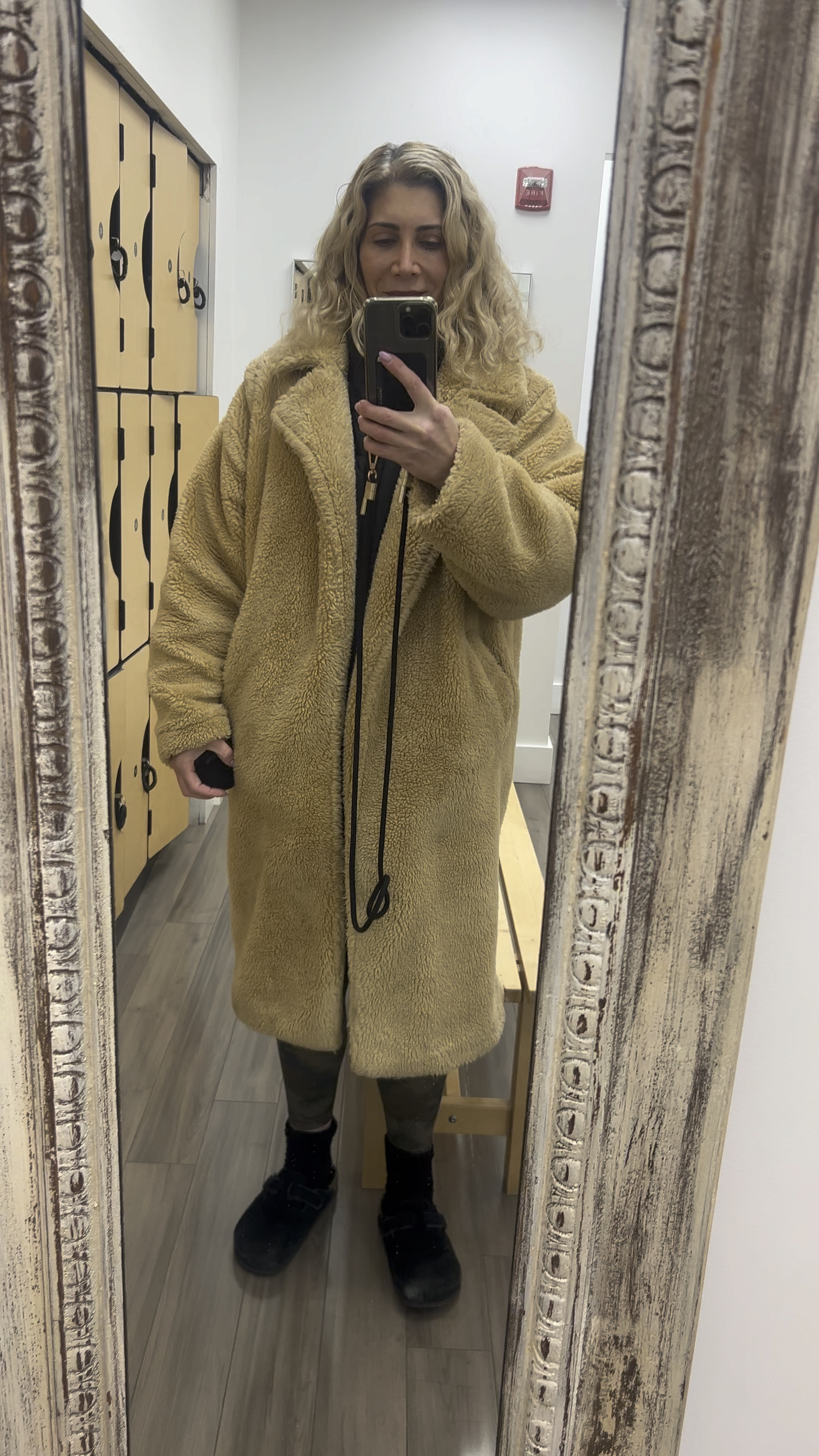 It’s a balmy 26 degrees here today. So I cozied up for bar class 

#LTKstyletip #LTKfitness #LTKover40