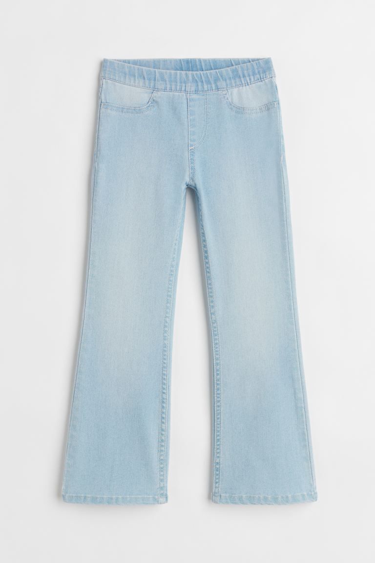 Conscious choice  Slim-fit jeans in washed, superstretch denim for maximum mobility. Covered elas... | H&M (US + CA)