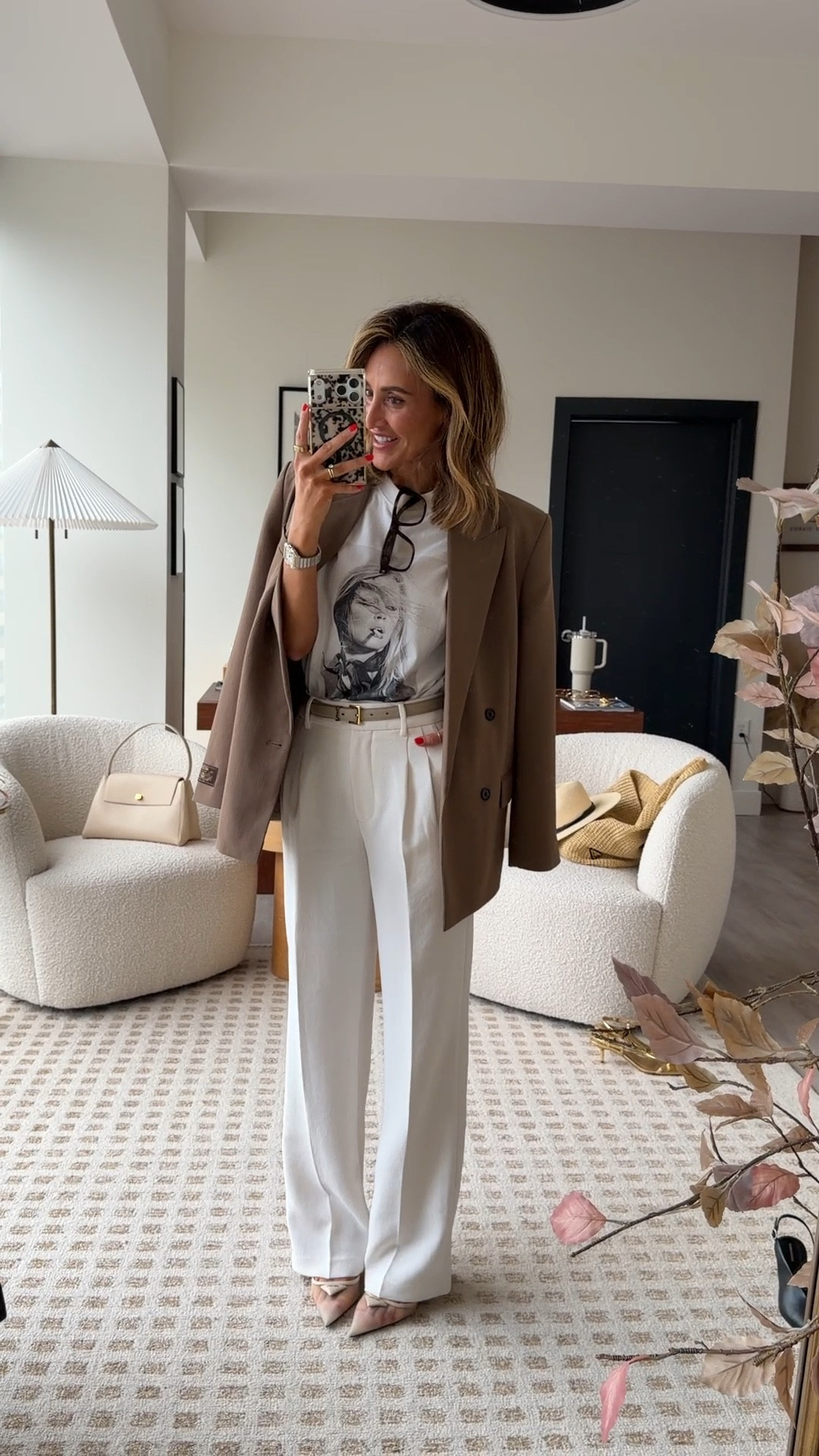 OOTD: European-inspired chic from @Aritzia 🤍 Can’t wait to share the rest of my finds!

#LTKootd #LTKWorkwear #LTKOver40