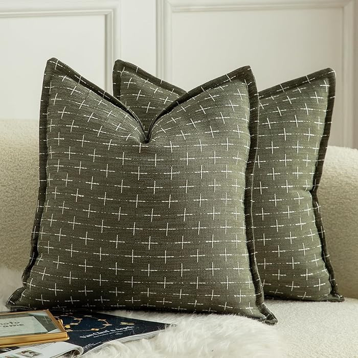 MANDIOO Pack of 2 Burlap Linen Throw Pillow Covers Woven Textured Modern Farmhouse Cushion Covers... | Amazon (US)