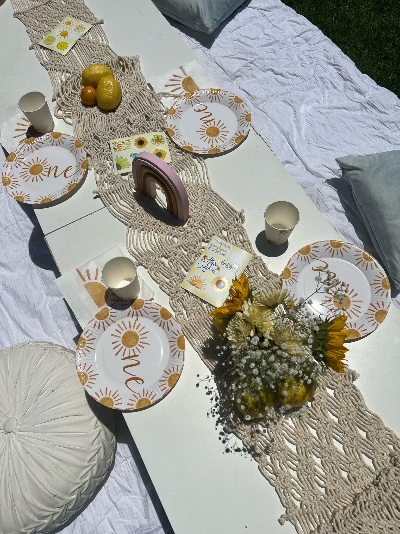 First trip around the sun birthday party 🌞🌻 #birthday #birthdayparty #bohoparty #toddlerparty  


#LTKkids #LTKbaby #LTKunder100