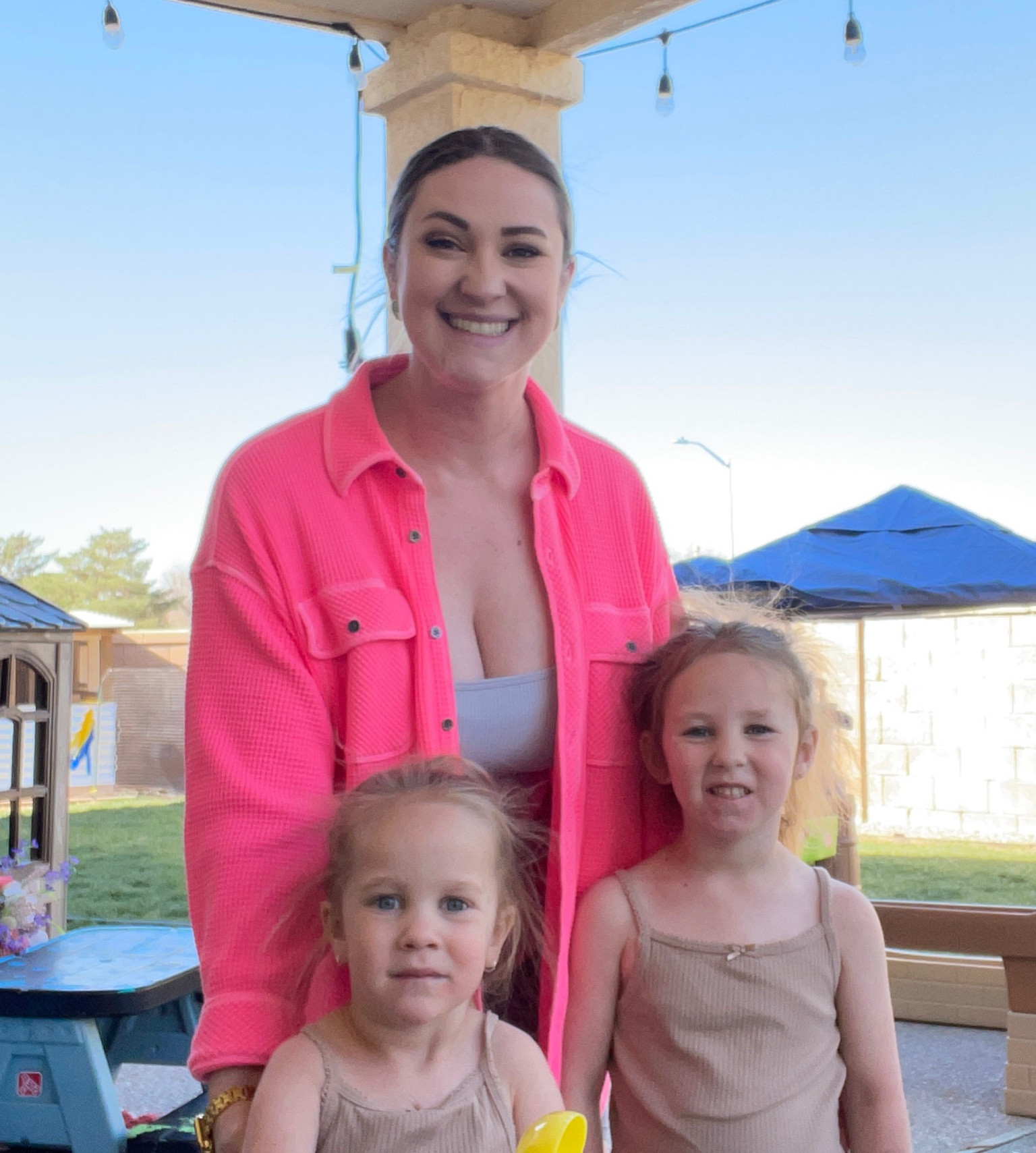 🪩The number of compliments I’ve gotten today wearing this adorable and SUPER comfy waffle knit top is insane😝

I’m obsessed, and will probably be grabbing it in more colors asap 😍🖤

#LTKunder100 #LTKsalealert #LTKstyletip