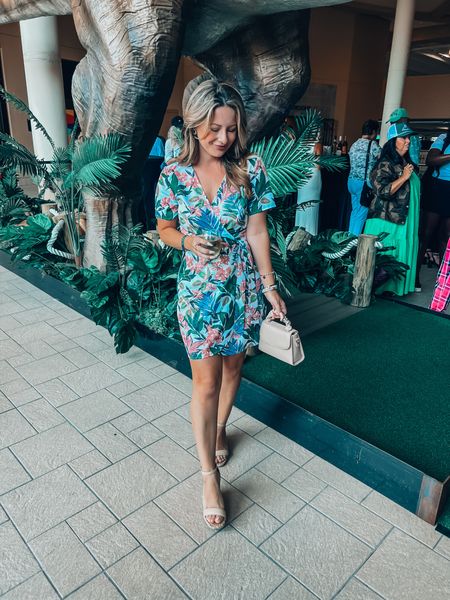 Date night fit — this dress is so perfect for your next date night! Use Ilda15 for 15% off orders over $65 

#LTKfindsunder50 #LTKstyletip #LTKSeasonal