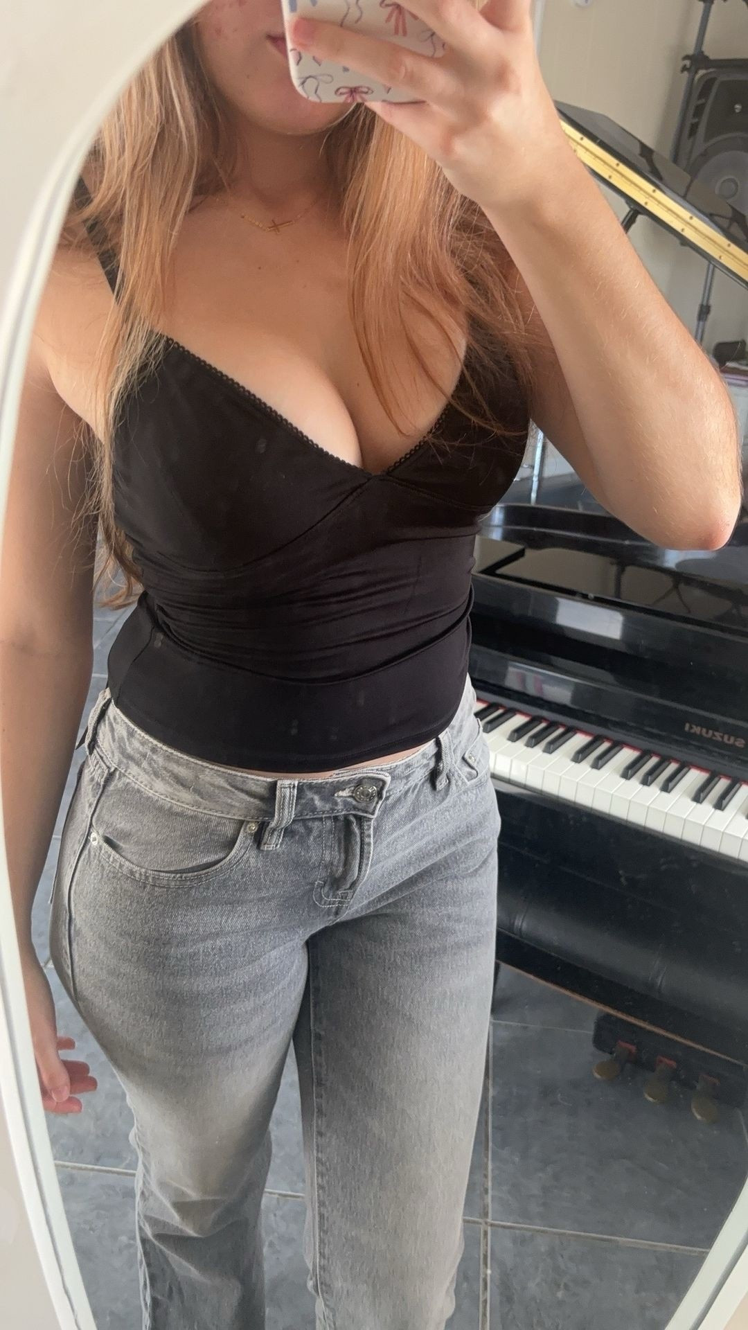 obsessed with this tank top

#LTKHoliday #LTKSeasonal #LTKFindsUnder100