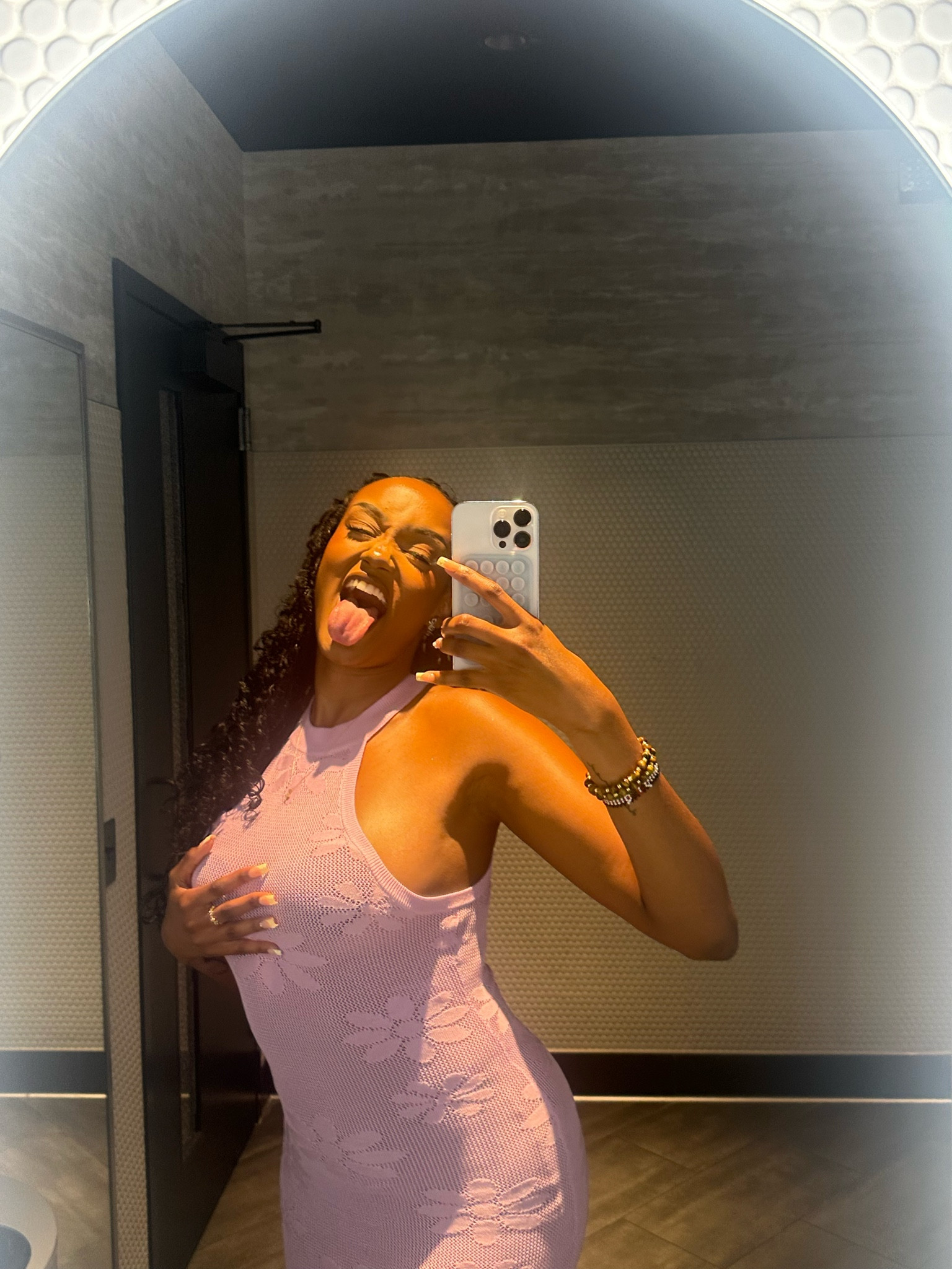 these are the Hermes sandal dupes :)) BUT this isn’t the exact dress i wore because they don’t sell it anymore but it’s the same company 