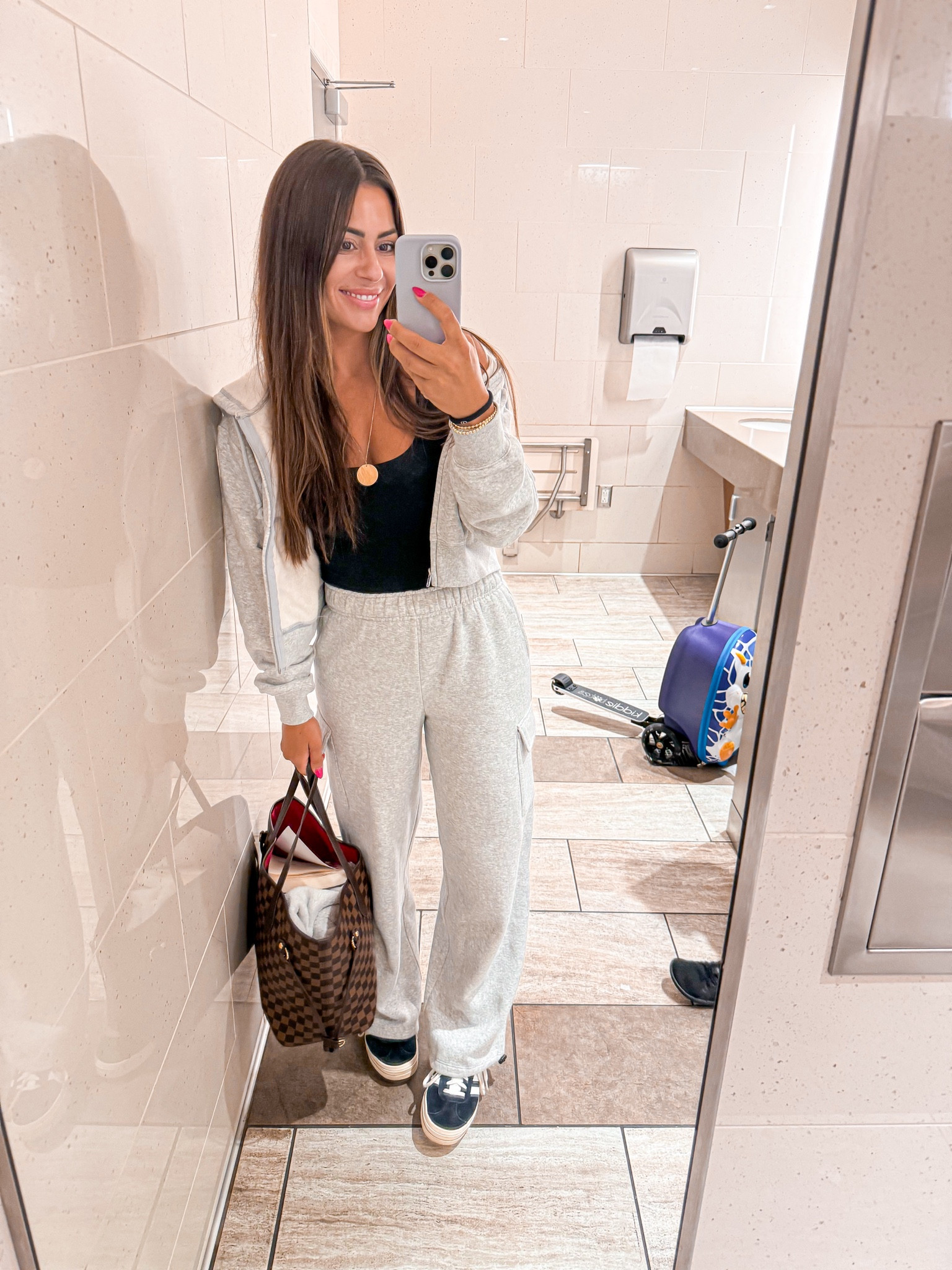 got this set a few weeks ago to travel in for this trip! SOOO good! Do notttt sleep on it, it’s soo comfy and affordable!!! the pants are an XXS (run big) and cropped hoodie is a small! Under $12 and $13 dollars!! 

Travel, travel outfit, set, travel set, women’s travel outfit, kids luggage , kids travel 