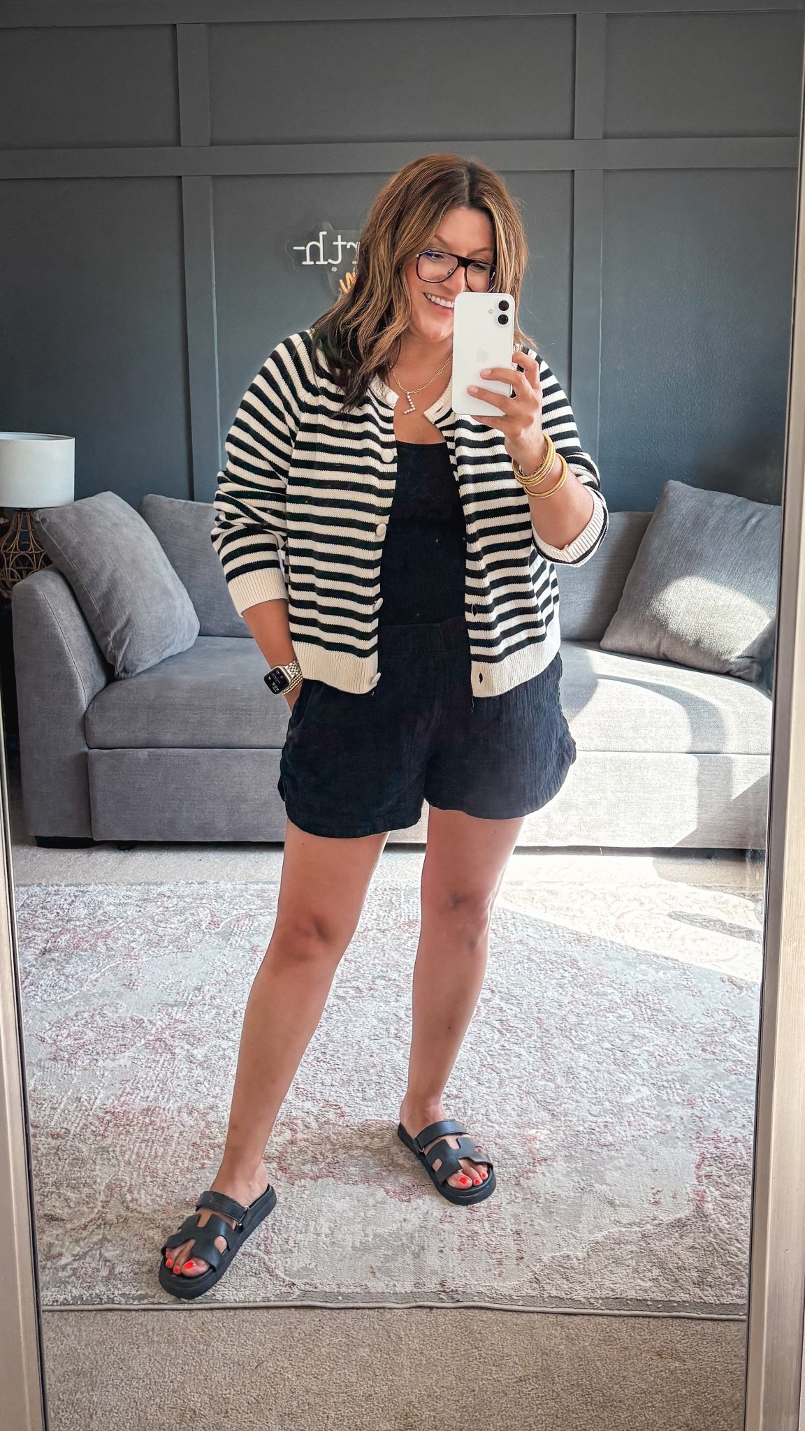 Target cardi (XXL)
Old Navy tank (L)
Old Navy shorts (L)
Steve Madden sandals 

#LTKMidsize #LTKOver40 #LTKStyleTip
