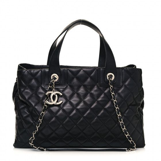 CHANEL Lambskin Quilted Daily Shopping Tote Black | Fashionphile