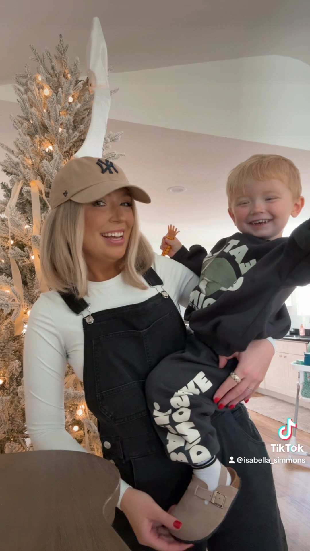 I love you Amazon🤎

#LTKFindsUnder50 #LTKHoliday #LTKSeasonal