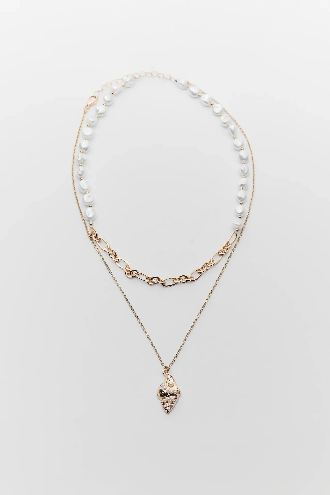 Caspian Gold Layered Shell Necklace | Avara