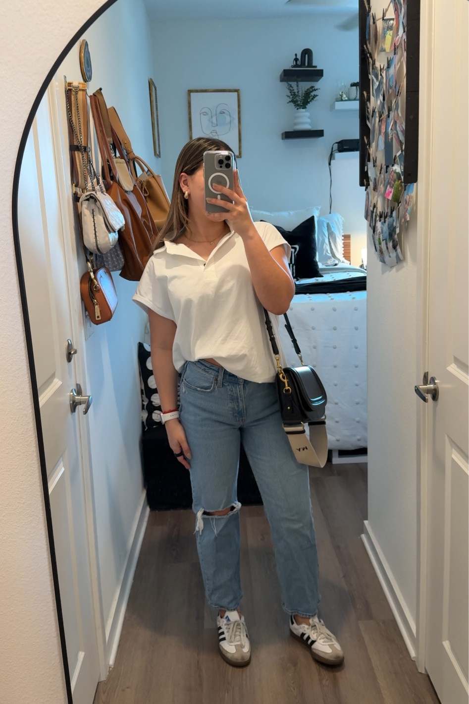 Saturday outfit⚡️💐 

basic outfit, saturday errands, weekend, comfy, cute, everyday, college student, lifestyle, university student 

#LTKStyleTip #LTKFindsUnder100 #LTKMostLoved