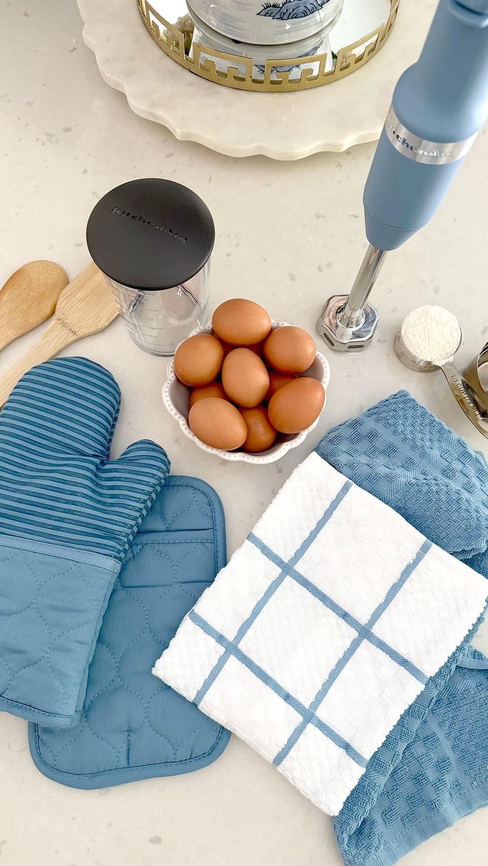 It’s Wayfair Canada’s Epic Fall Sale!
@wayfaircanada
Save up to 70%!
Sept 15-22, 2025
My new blue kitchen essentials from @wayfaircanada are the perfect color for my fall kitchen!💙
#WayfairCAPartner
#WayfairCAHome

#LTKHome #LTKStyleTip