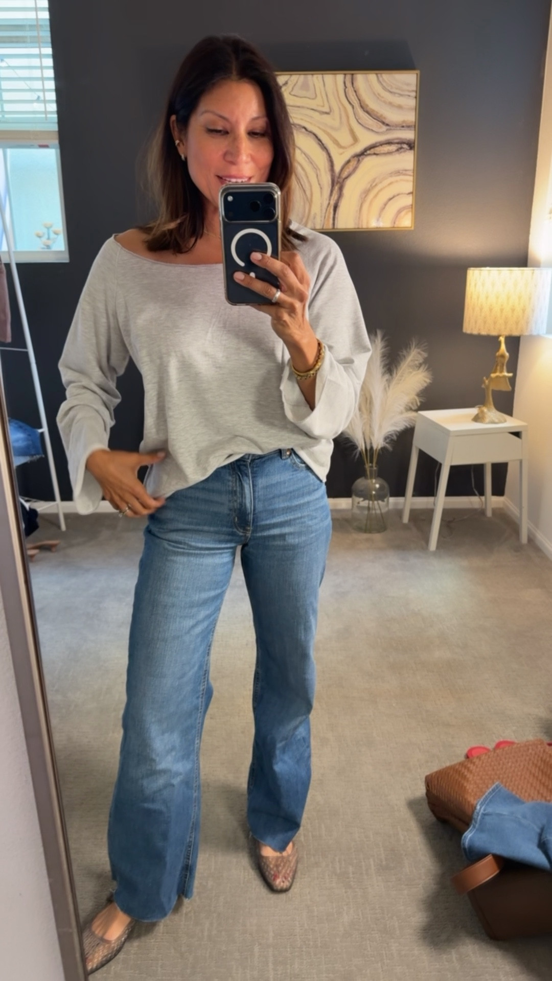 A cute top to elevate a simple jean outfit 


Wearing small in top
Size 2 in jeans 

Spring outfit 

#LTKootd #LTKOver40 #LTKPetite