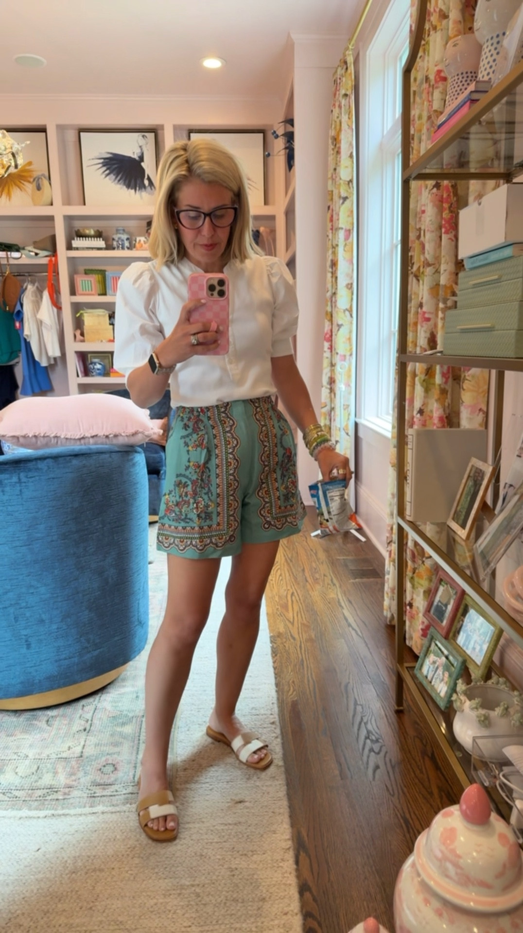 Love when we can wear a set together and separate don’t yall???

Xs top
S short (size up if between)
8 shoes


#LTKdayinmylife #LTKootd #LTKmomlife
