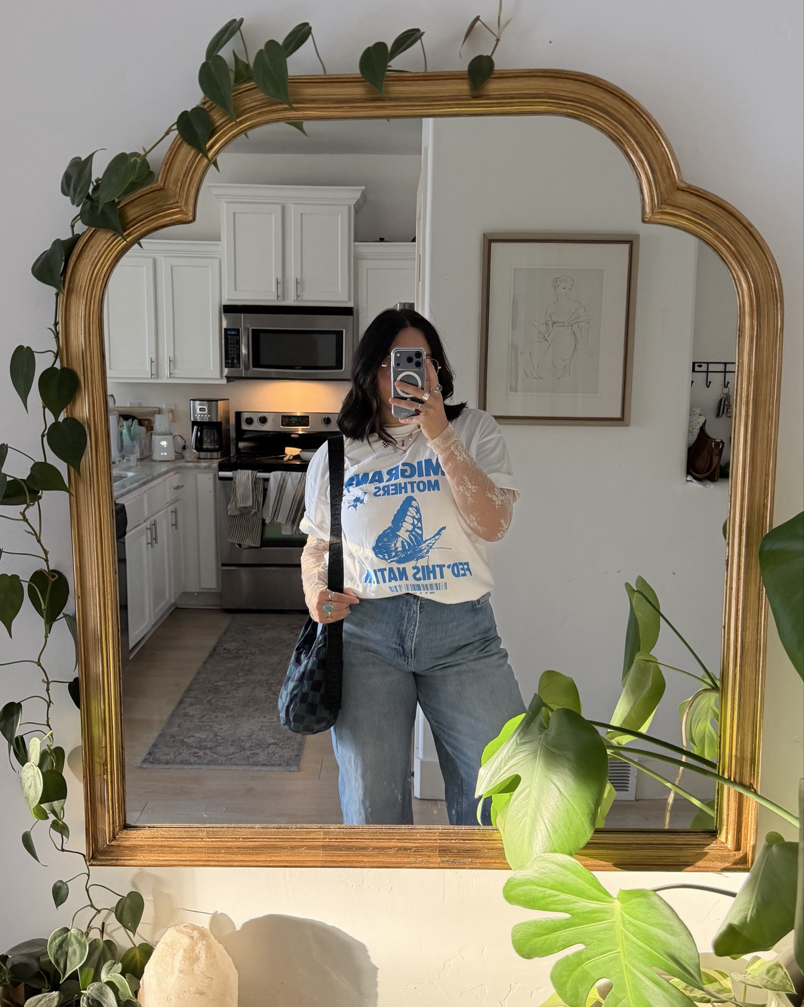 I can’t link the bra and t-shirt so go back to this post on IG and i’ll send you the links! but I LOVE these jeans I got from cotton on they are currently the only jeans that actually fit me postpartum but they are perfect. wearing a size 10(32 in waist) they are baggy which is why I am in a smaller size 