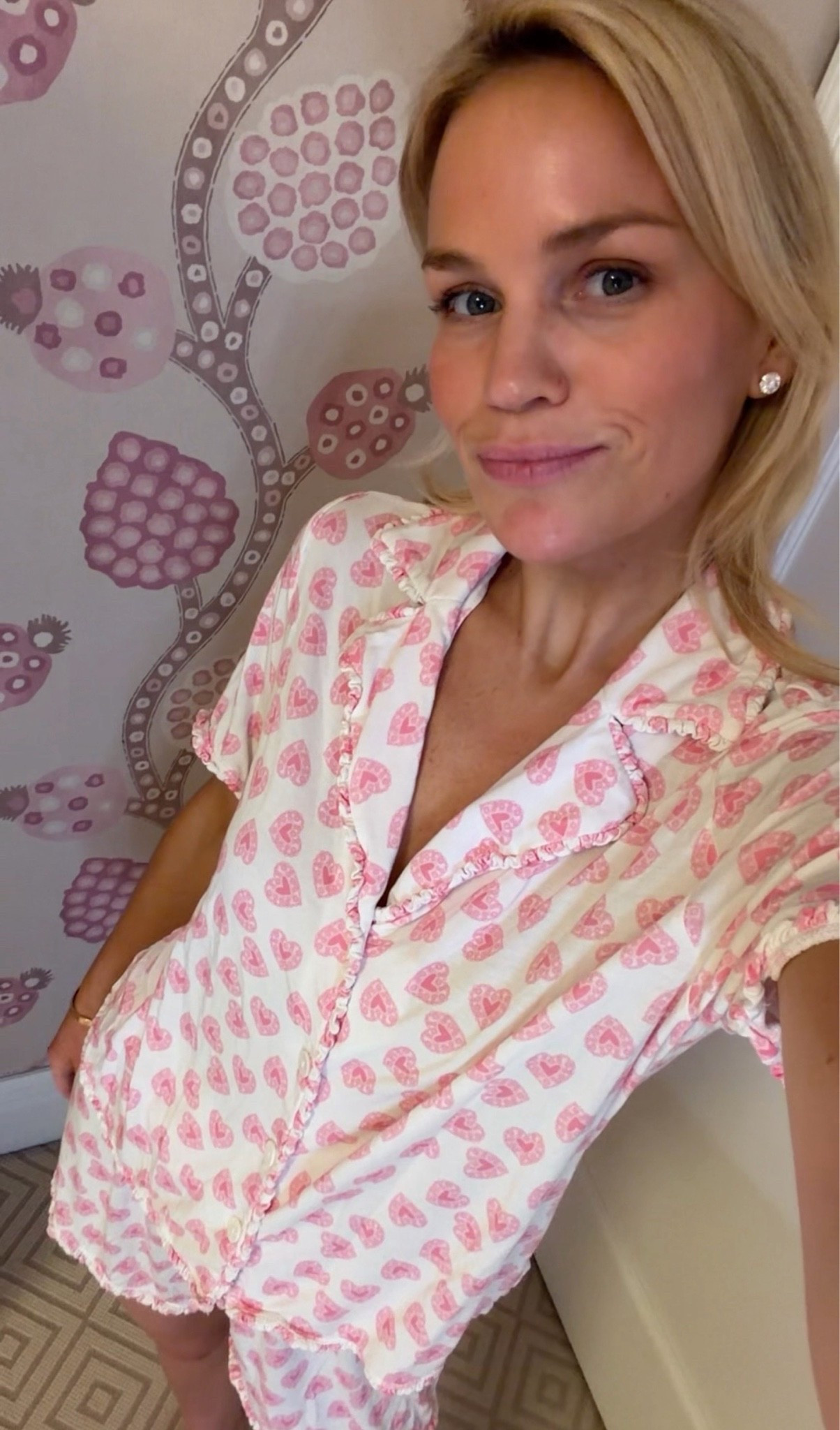 Hill house pajamas are 40% off

#LTKSaleAlert #LTKmorningroutine
