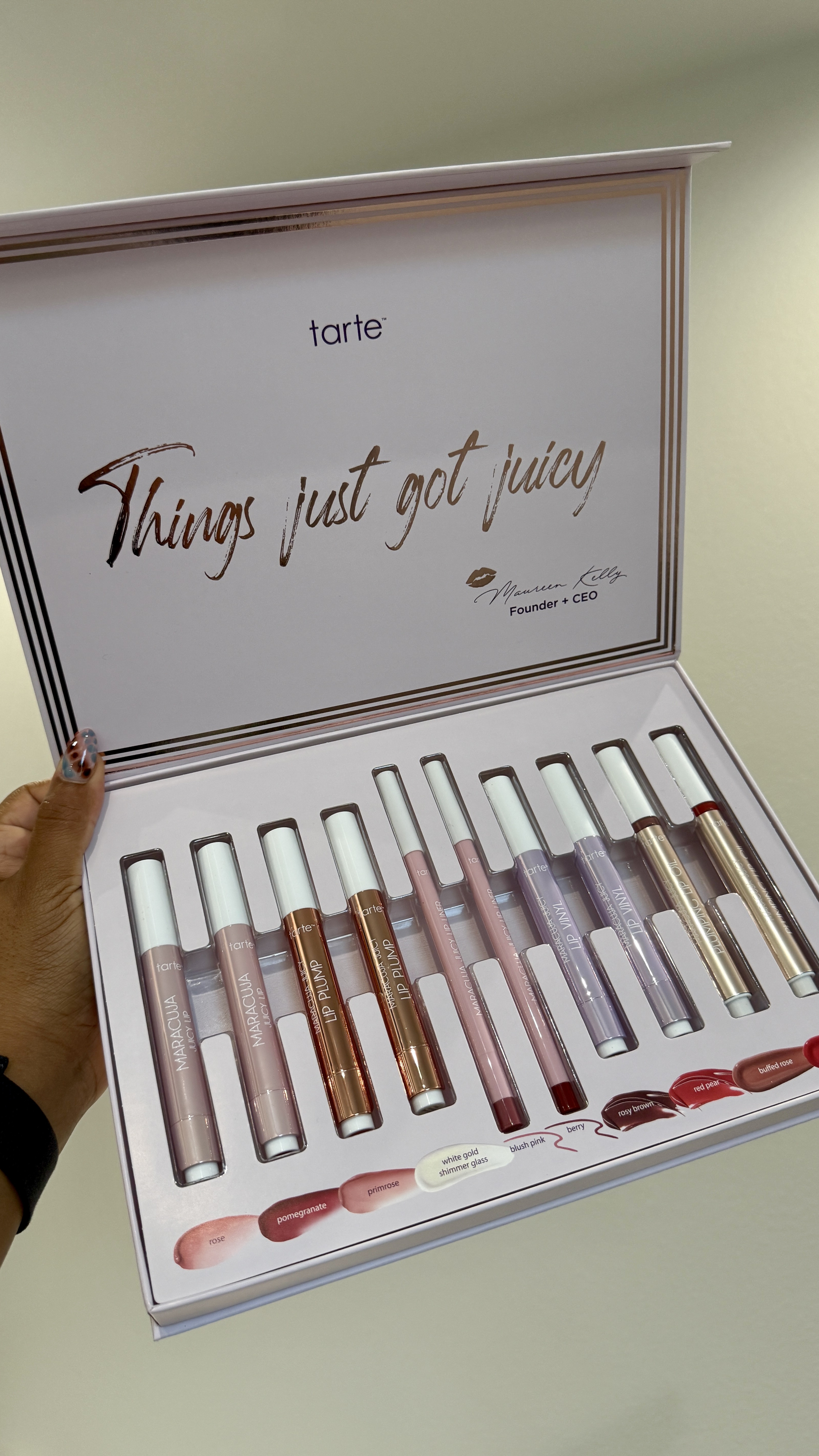 Huge fan of the Tarte maracuja juicy lip balm so I’m excited to test out everything else!!

#LTKFindsUnder50 #LTKBeauty #LTKHoliday