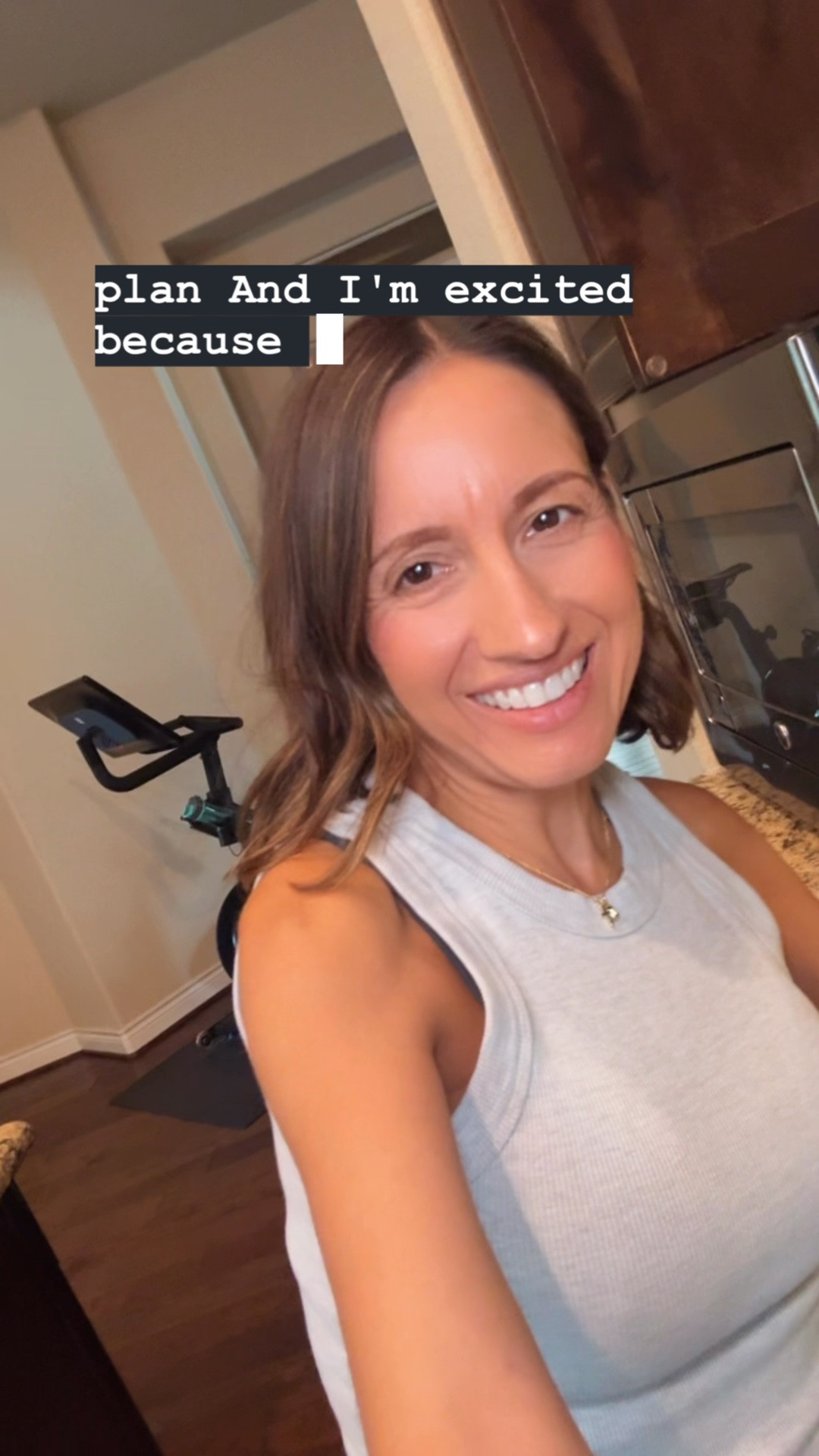 A little get to know me 🤍
I’m not naturally a morning person… probably because I stay up way too late reading. 😂
My current favorite routine:
📚 A good romance book before bed
🍓 Fresh fruit + yogurt parfaits for busy mornings
☕ Slowly becoming a morning person
Sharing a little more of the everyday behind Pretty in Her Pearls ✨

#LTKmomlife #LTKfoodie #LTKstorytime