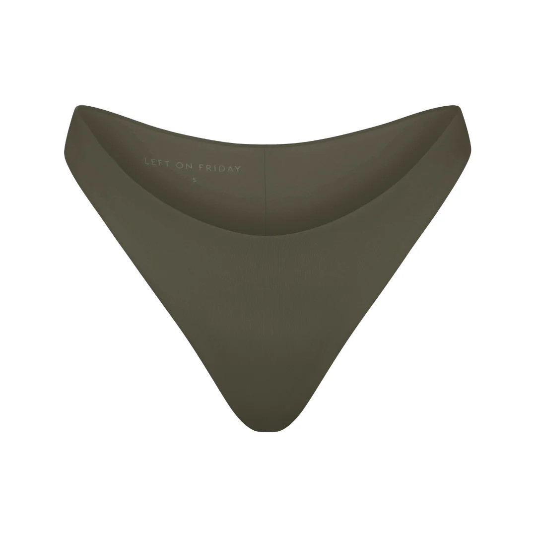 ColourMartini (Olive) | Left on Friday