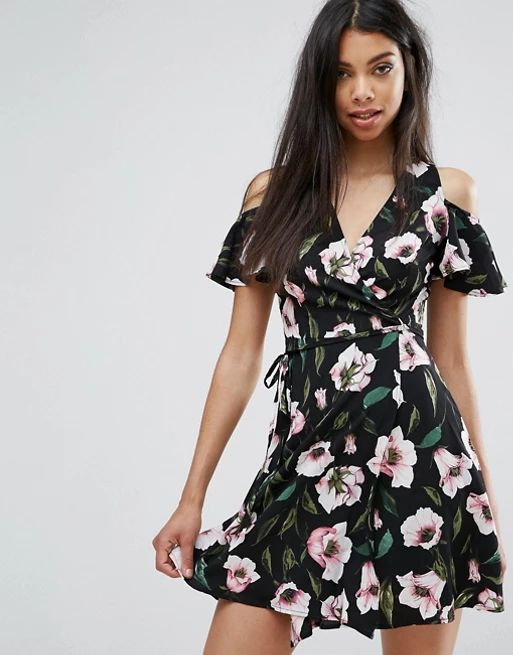 Boohoo – Geblümtes Kleid mit Wickeldesign | Asos DE