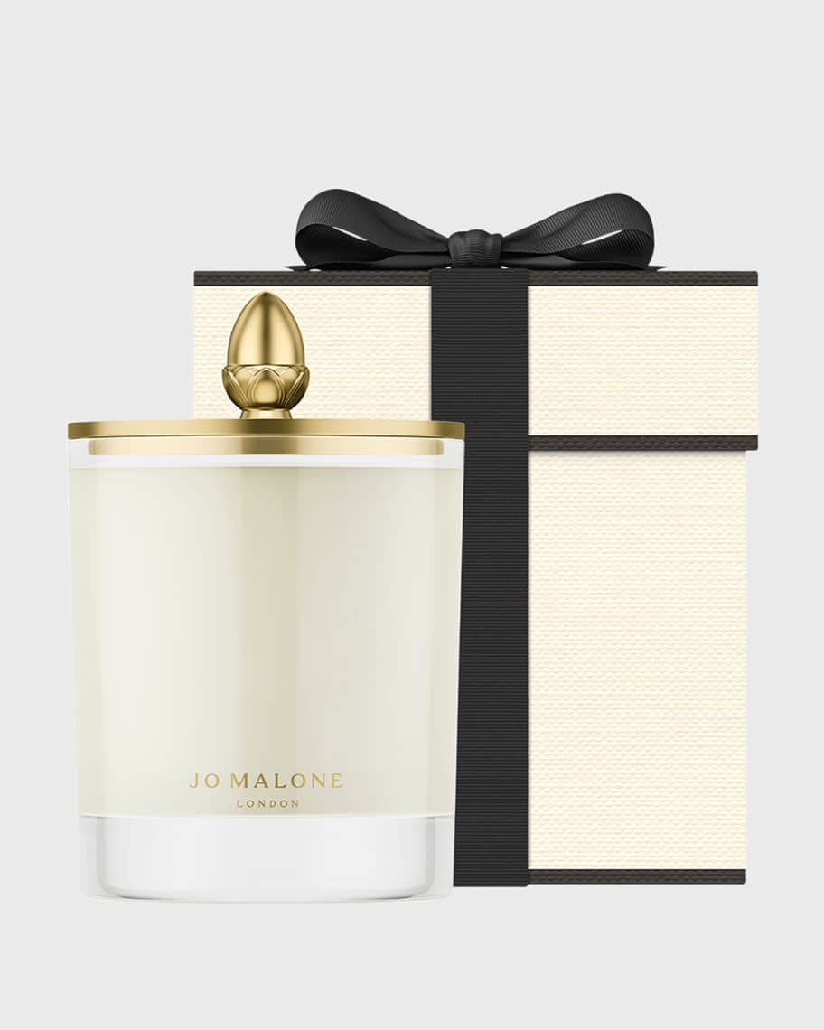 Dawn Musk Home Candle, 200 g | Neiman Marcus