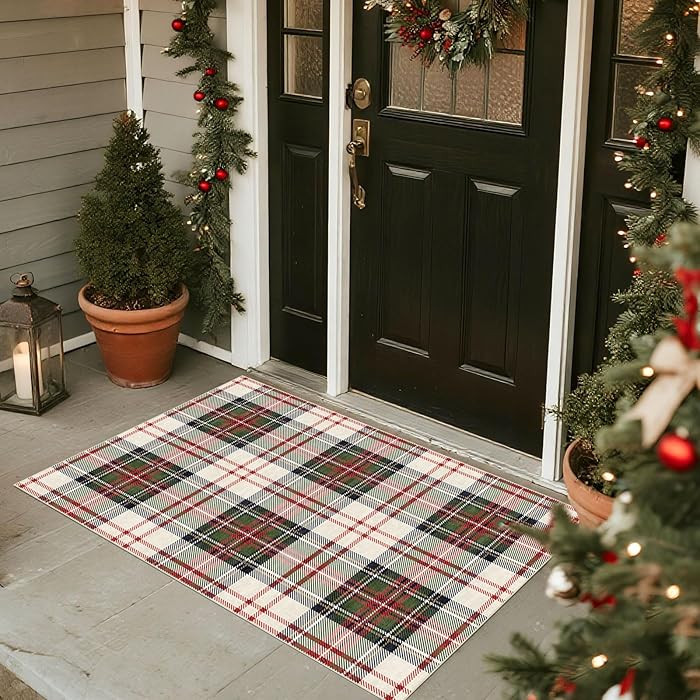 Christmas Plaid Outdoor Rug - 28" x 43" Front Door Mat Outside Entrance Non-Slip Washable Holiday... | Amazon (US)