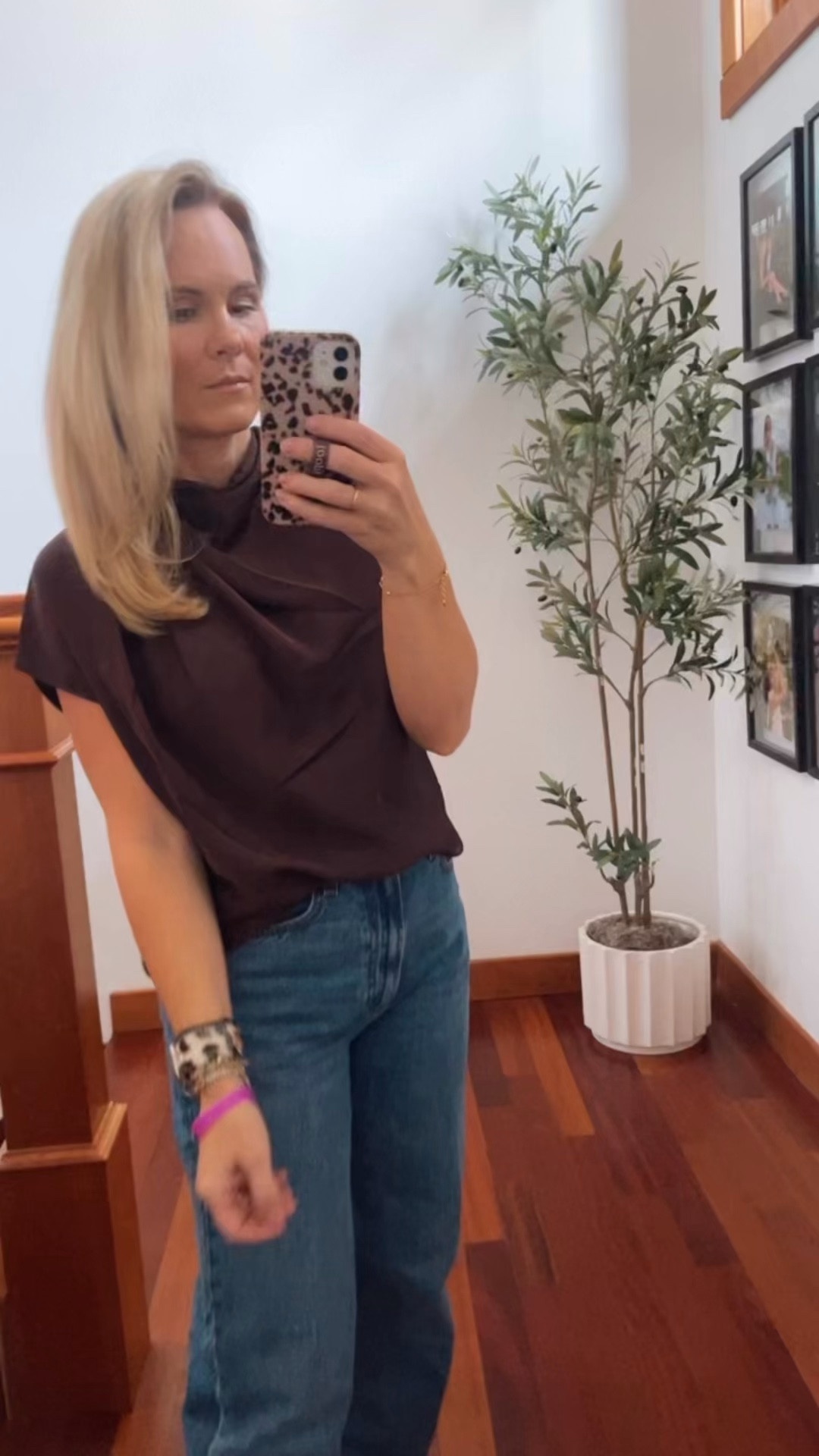 Trying on some of my Aritzia pieces and this is absolutely stunning. I ended up getting this and two different colors a gorgeous chocolate, brown color and the gorgeous cranberry color. It’s just stunning on whether you’re pairing it with a pair of the lodge pants or you’re wearing it with a pair of their jeans it’s just a perfect going out top. 

#LTKmomlife #LTKdayinmylife #LTKMidsize