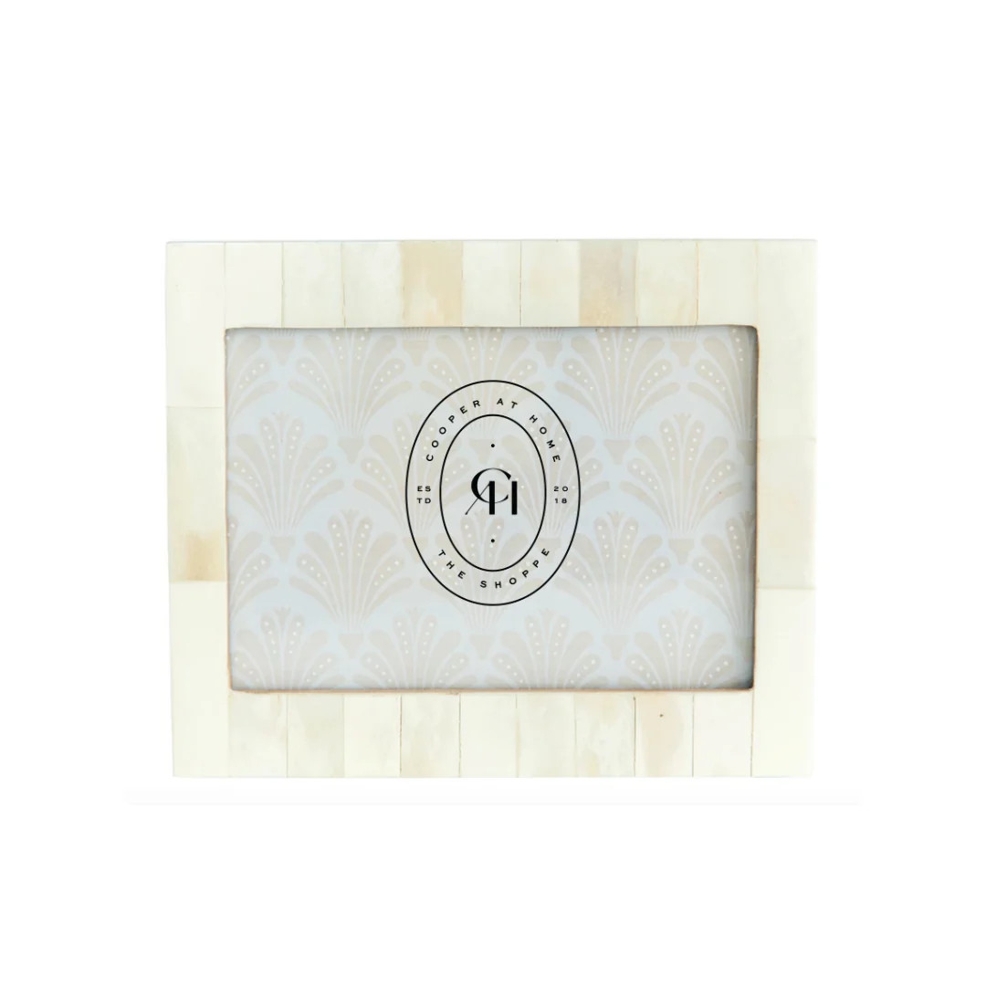 WHITE RESIN PHOTO FRAME (5X7) | Cooper at Home