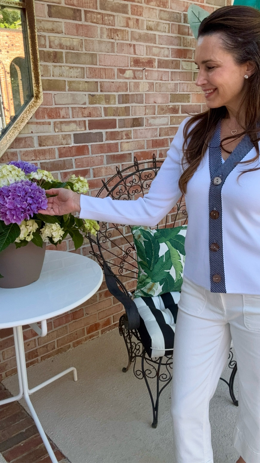 
White Cardi + White Denim = Effortless Spring Uniform

Spring's here with Summer on its way! 
My roses are blooming and hydrangeas are beginning to green. 

This white cardigan set welcomes this Spring weather. A knit cardi with black textured trim, shell underneath along with cropped wide leg jeans give minimal color, but maximum impact. 

Newly launched collection by @Family_Savvy x @MingWangOfficial embraces timeless style with a modern edge.

#LTKootd #LTKOver40 #LTKMothersDay