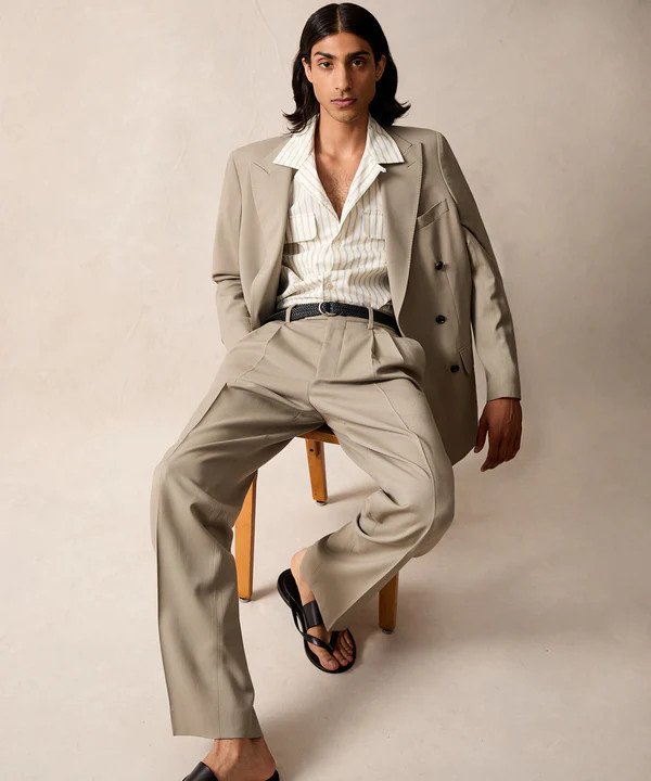 Italian Gabardine Wythe Suit in Stone | Todd Snyder