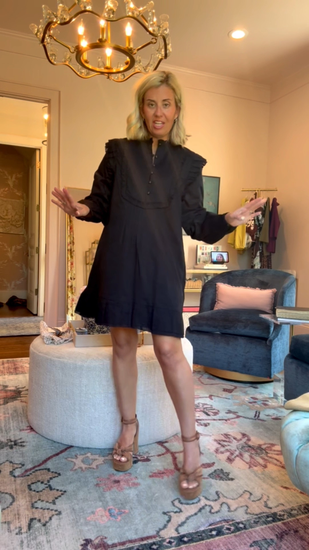 Leave it to Cleobella to give us the perfect LBD!! 

Dress - small
Cardigan - xs
Heels - 8 tts 

*code CBMIX15 at Cleobella