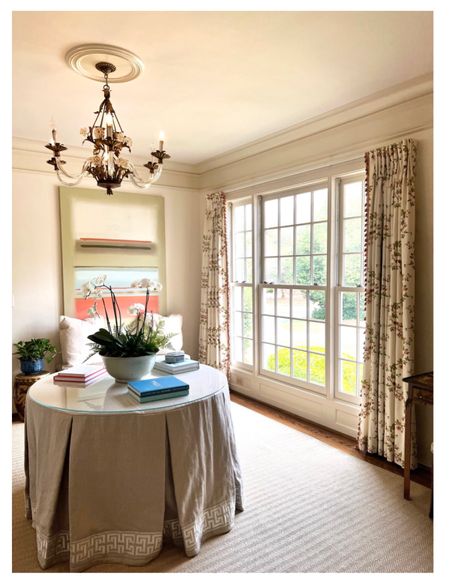 I loved this beautiful table in Elizabeth’s home. I am linking some similar options for you in this post! 

Entry table
Coffee table book
Traditional home
Southern home



#LTKhome